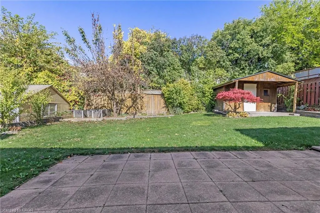 246 Thaler Avenue N, #Upper Level