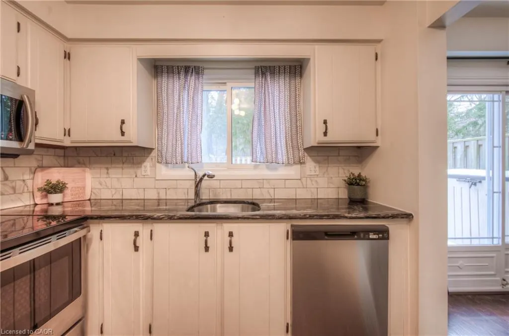 206 Green Valley Drive, #7