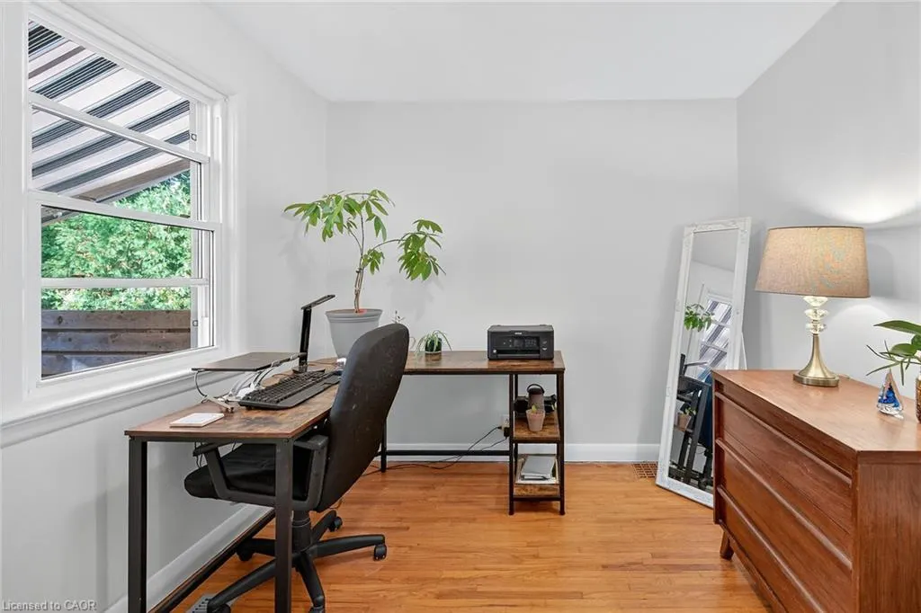 238 East 43rd Street