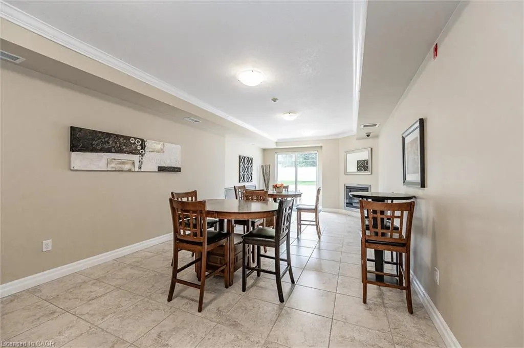 539 Belmont Avenue W, #201