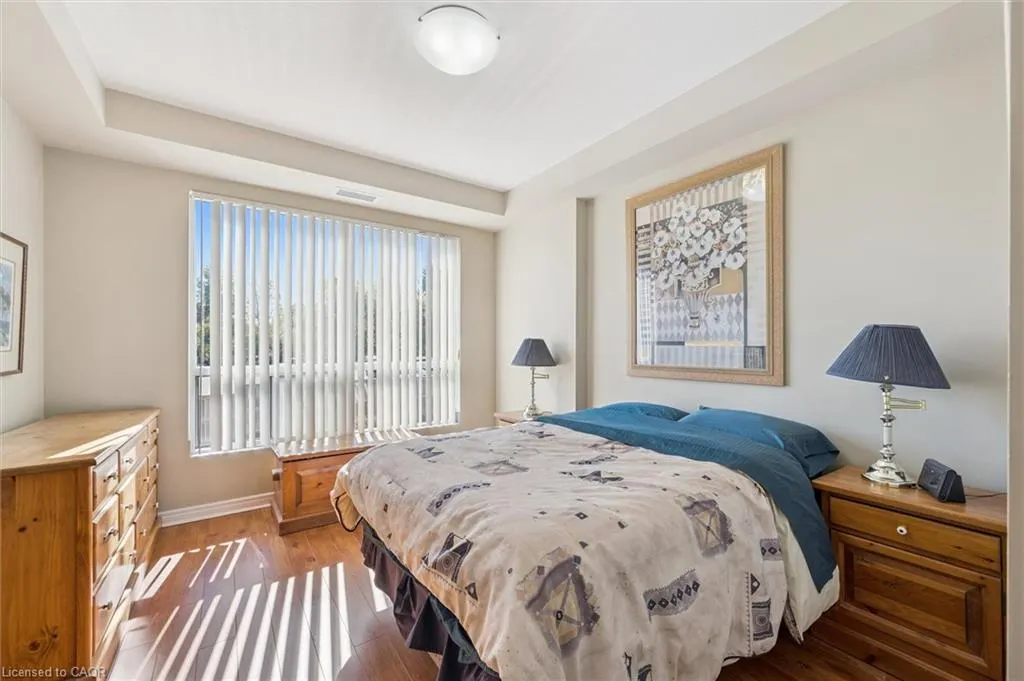 539 Belmont Avenue W, #201