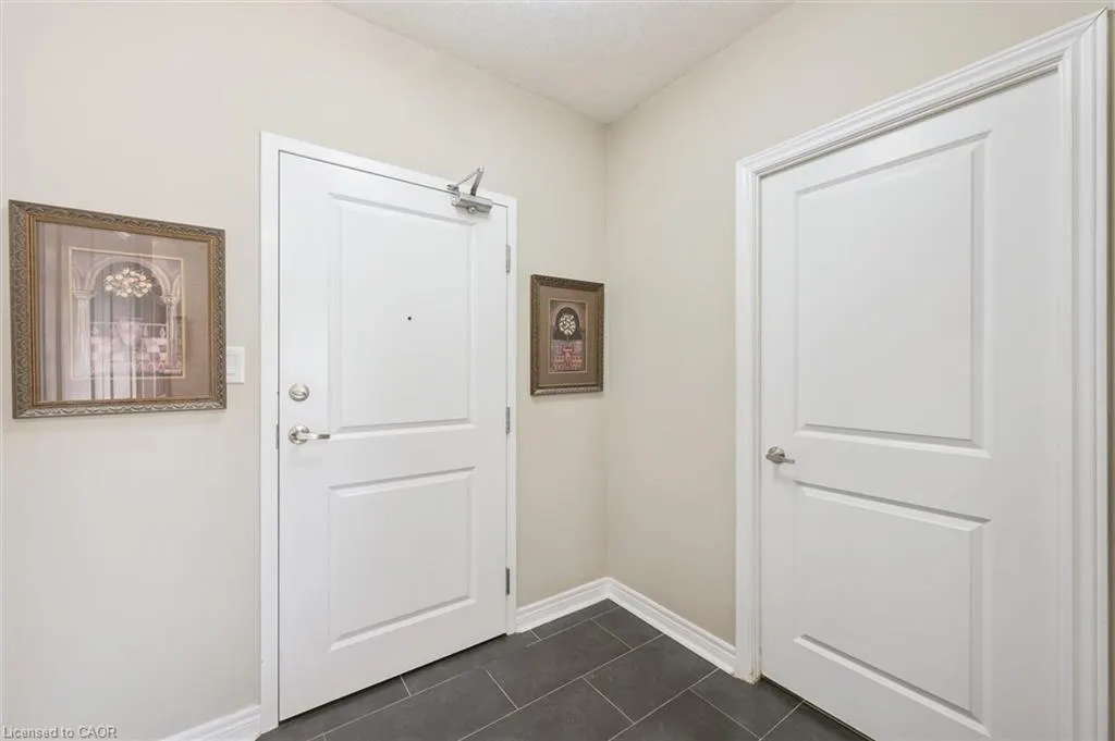 539 Belmont Avenue W, #201