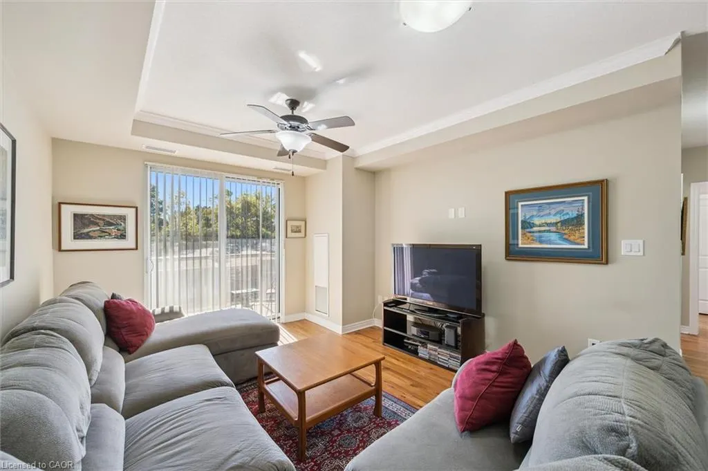 539 Belmont Avenue W, #201