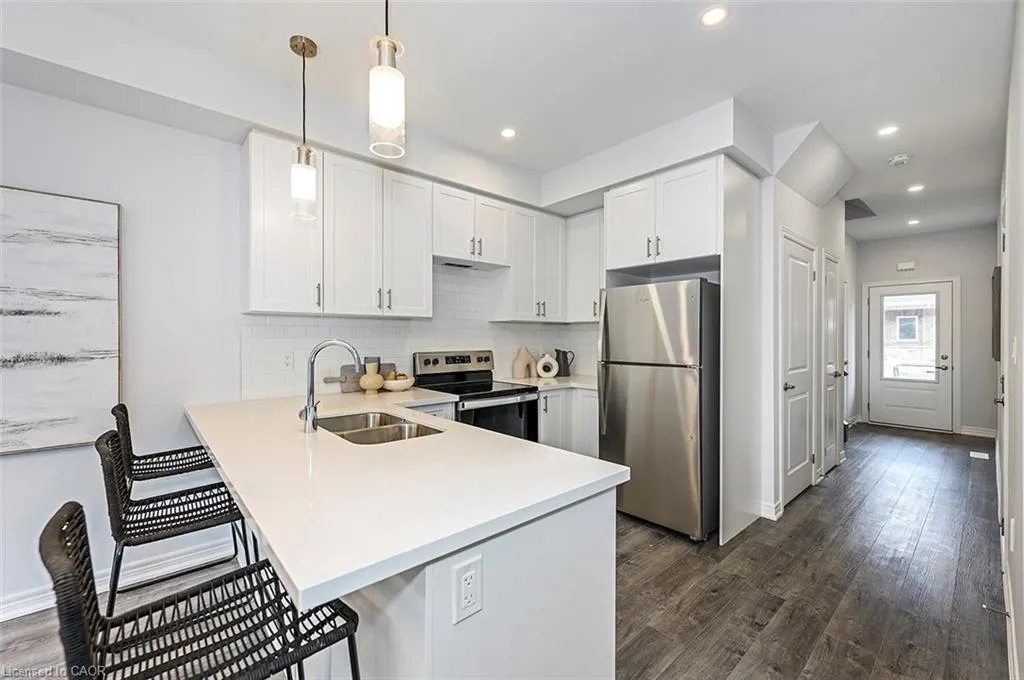 205 Thames Way, #22