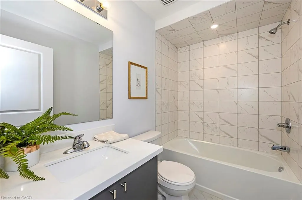 205 Thames Way, #22