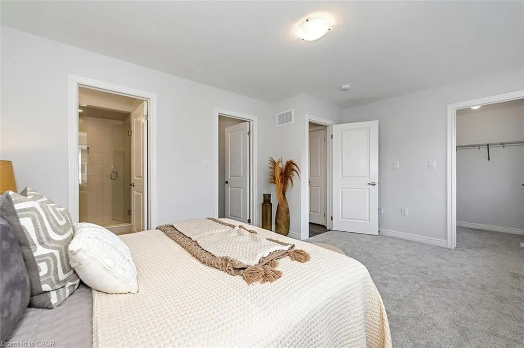 205 Thames Way, #22