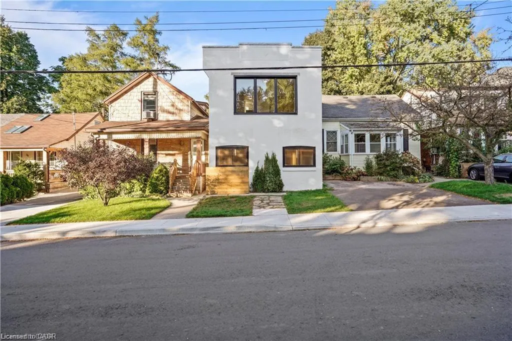 30 Jones Street, #2
