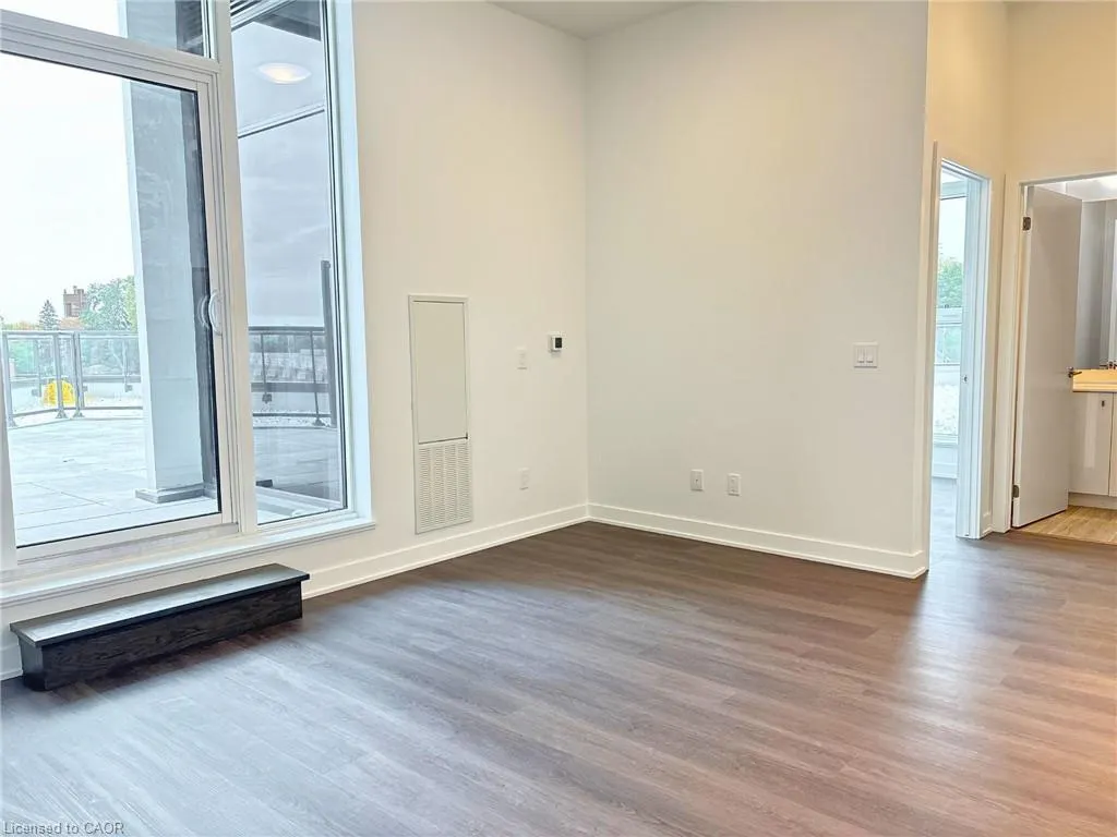 25 Wellington Street S, #306