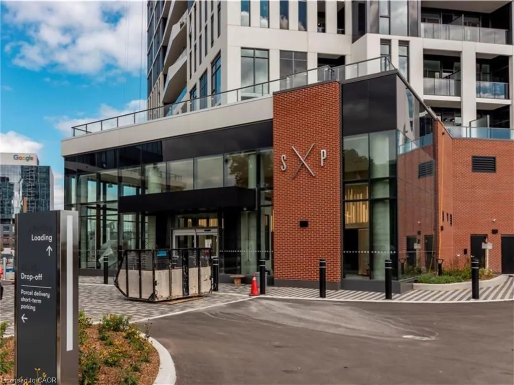 25 Wellington Street S, #306