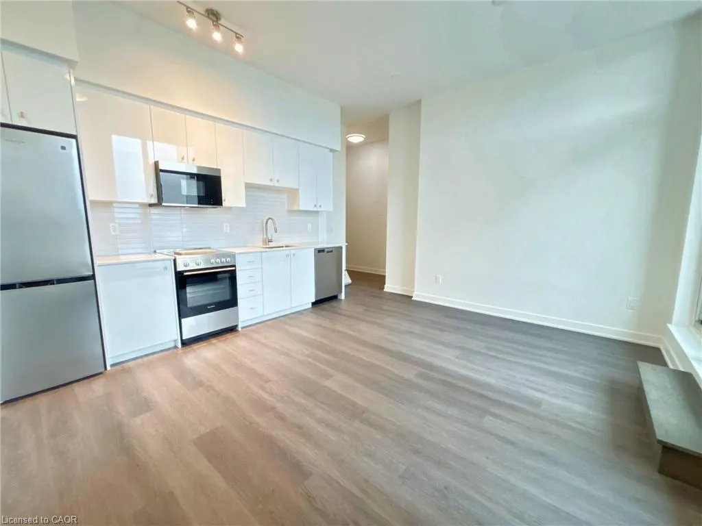 25 Wellington Street S, #306
