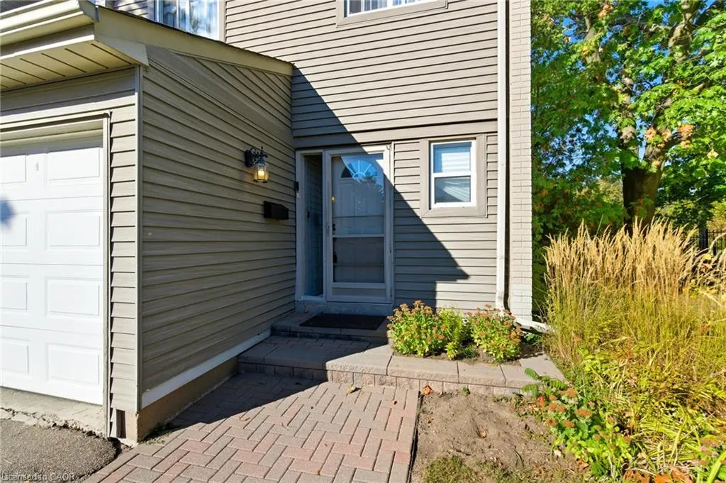 3500 Glen Erin Drive, #6