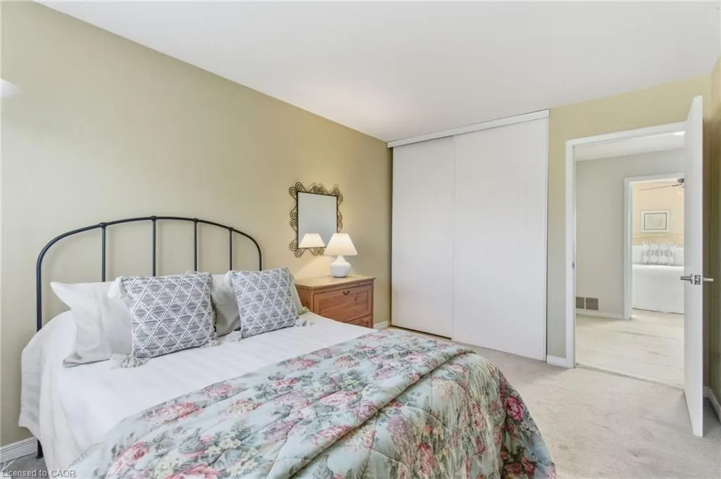 3500 Glen Erin Drive, #6