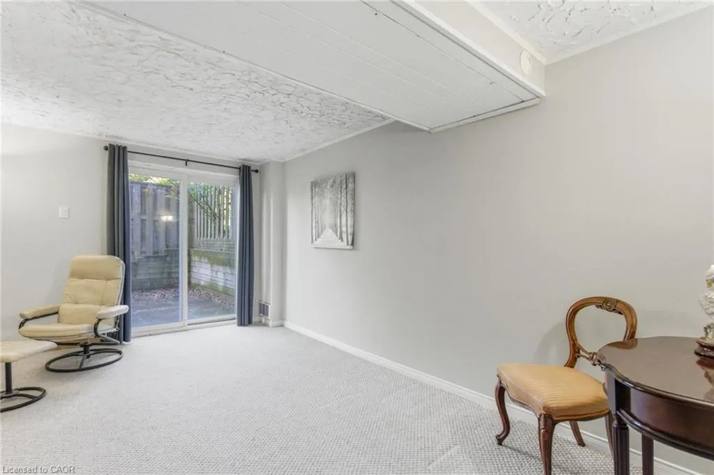 3500 Glen Erin Drive, #6