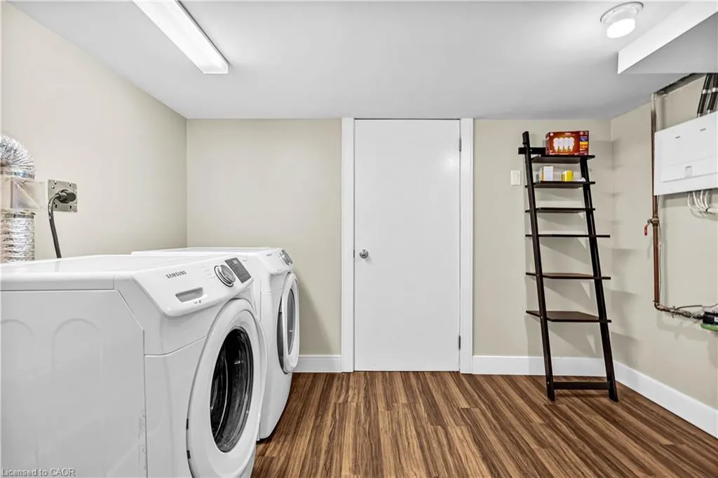 15 Oliver Court, #LOWER