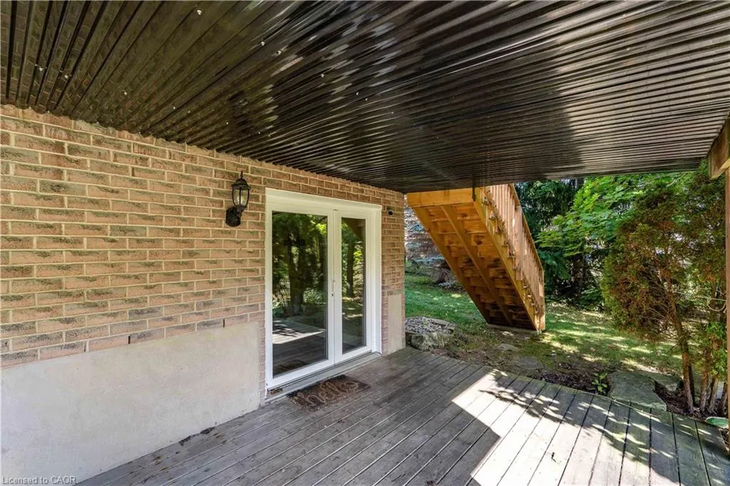 15 Oliver Court, #LOWER