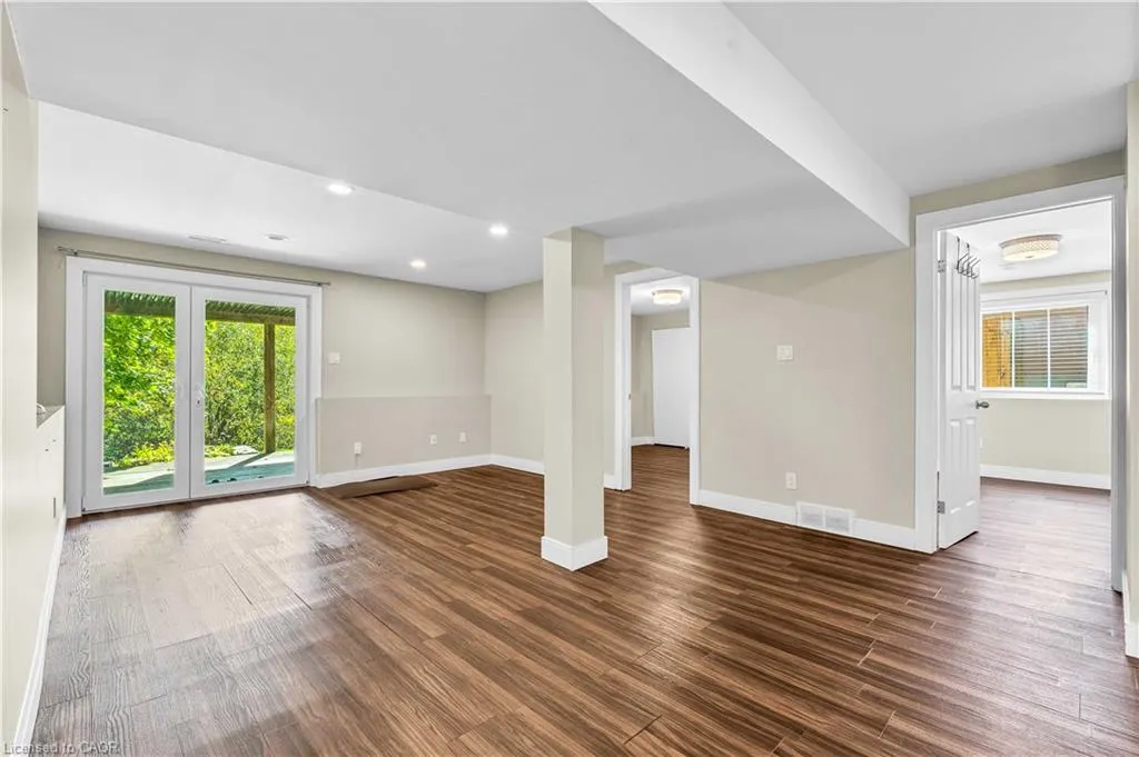 15 Oliver Court, #LOWER