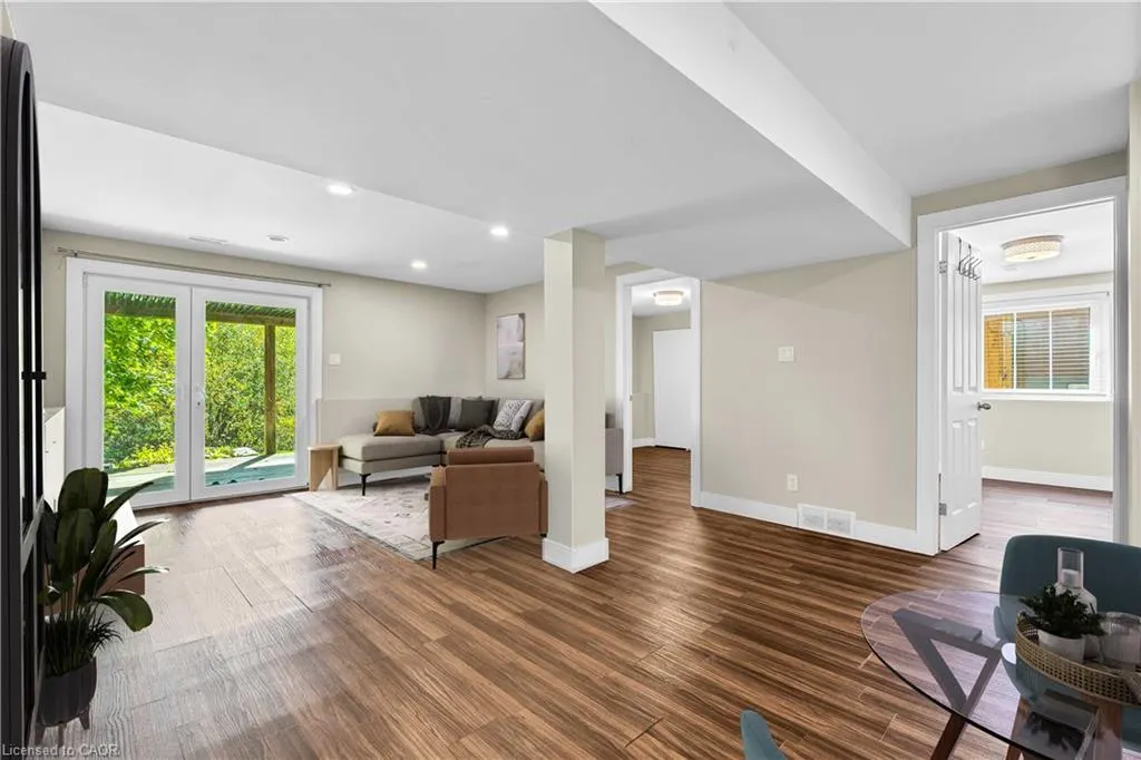 15 Oliver Court, #LOWER