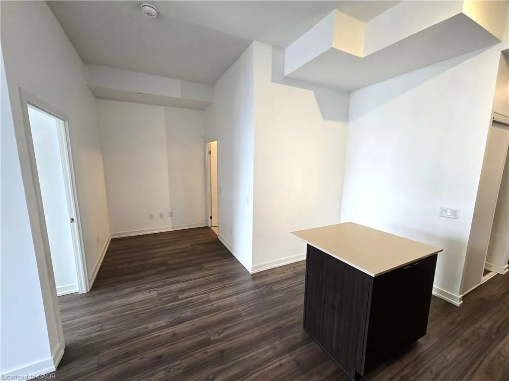55 Duke Street W, #415