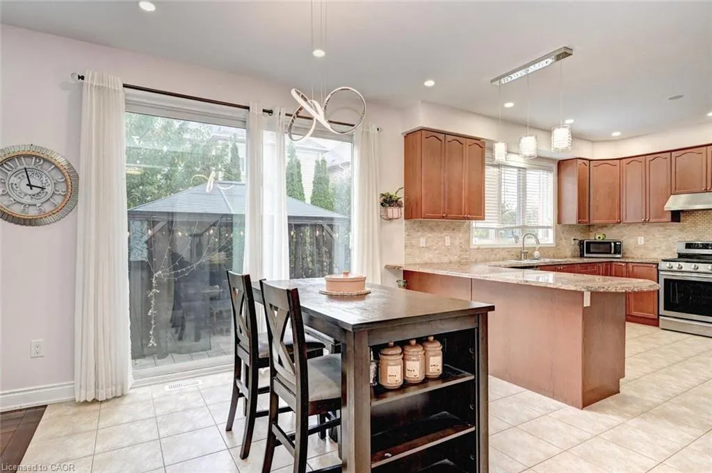 59 Apple Drive