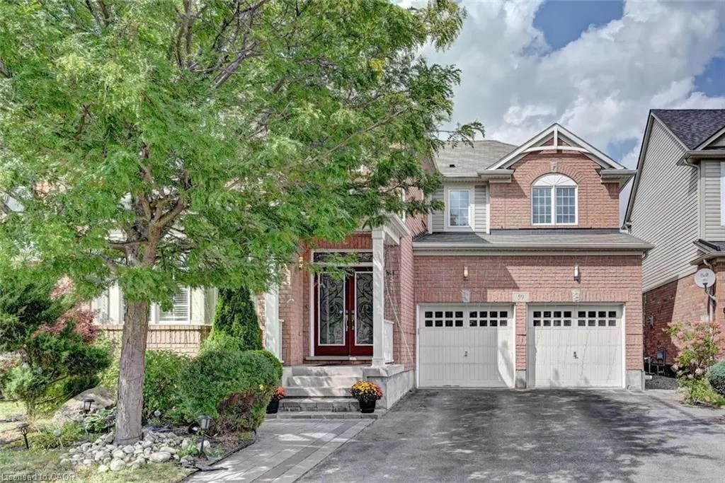 59 Apple Drive