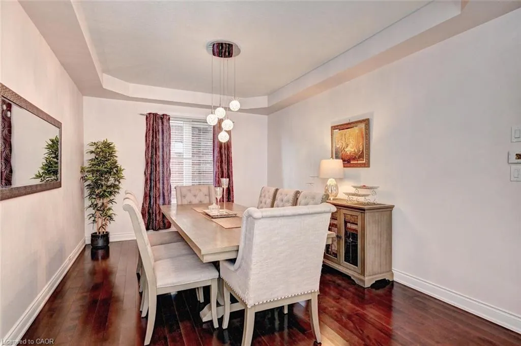 59 Apple Drive