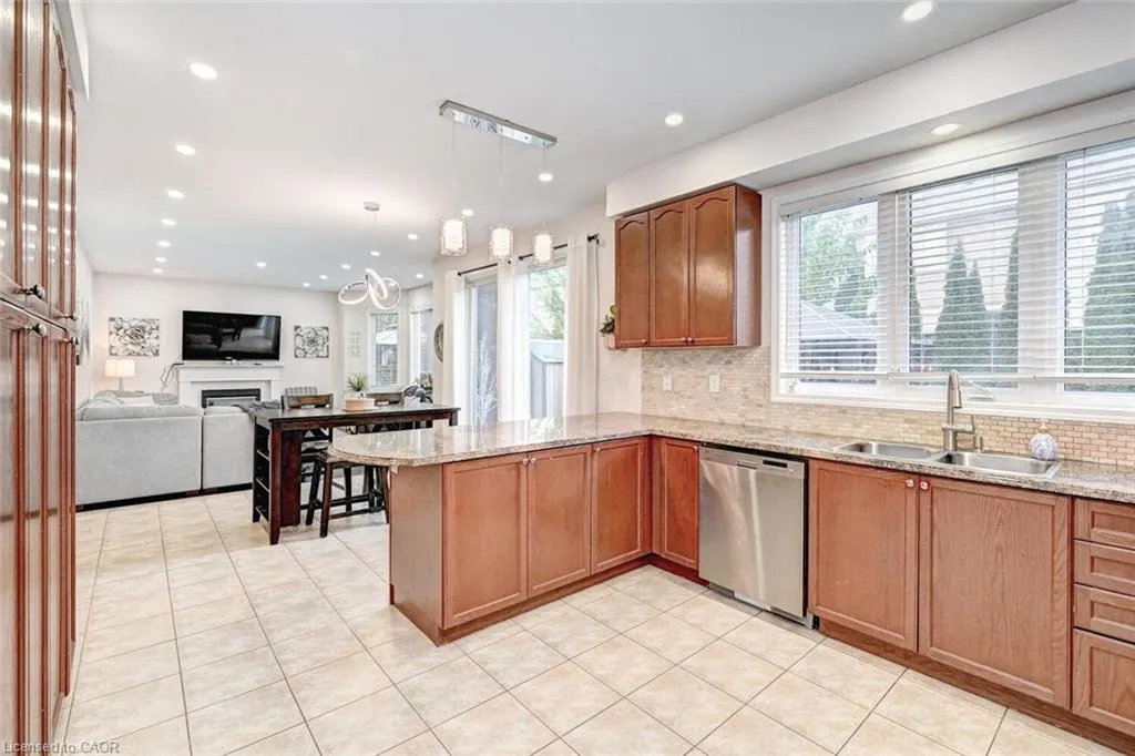 59 Apple Drive
