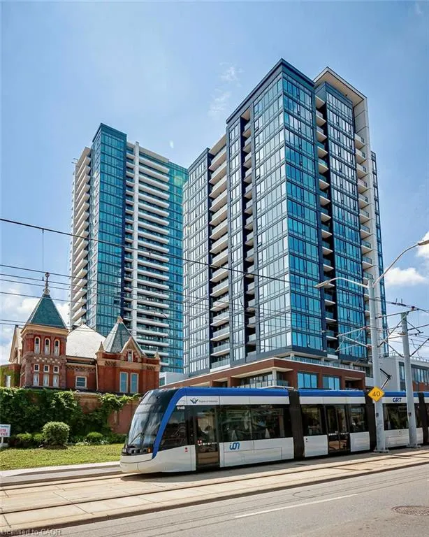15 Wellington Street, #2411