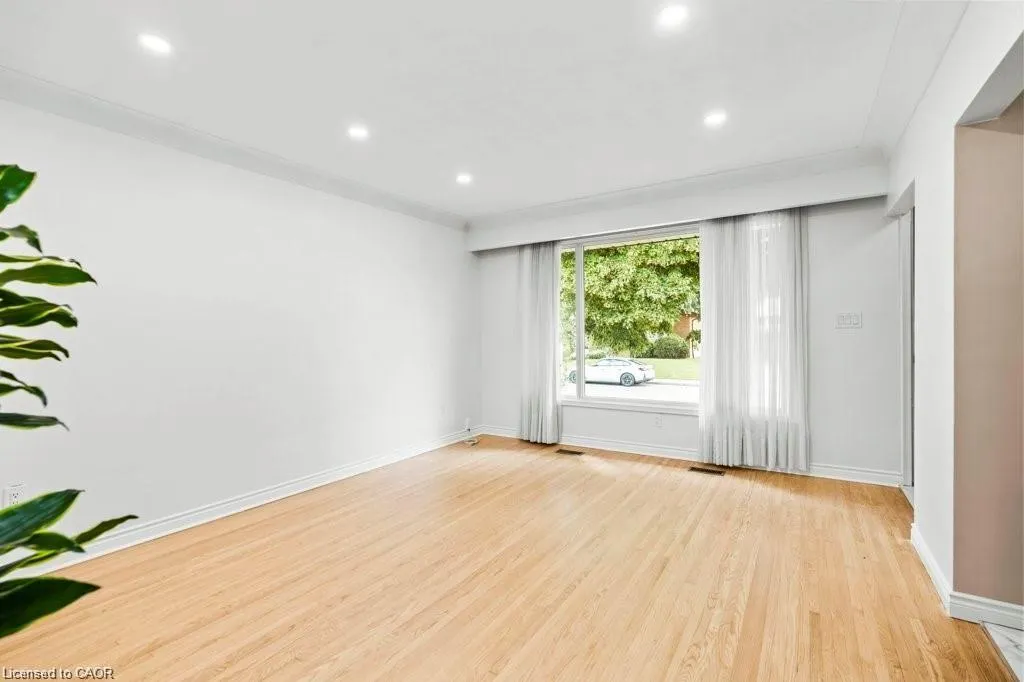 25 Greeningdon Drive