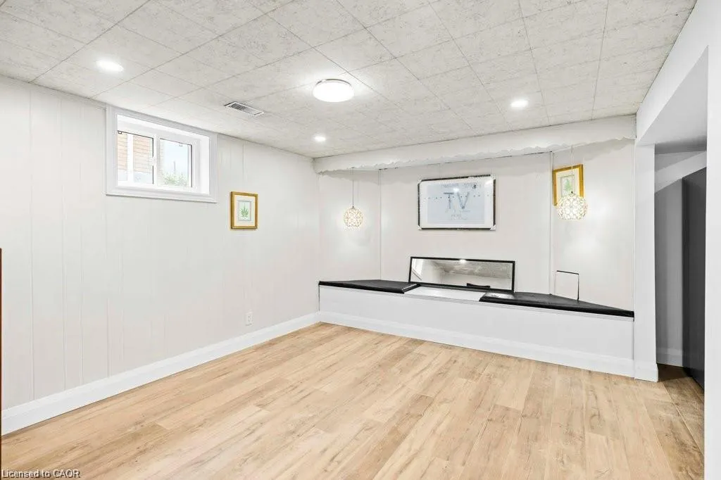 25 Greeningdon Drive