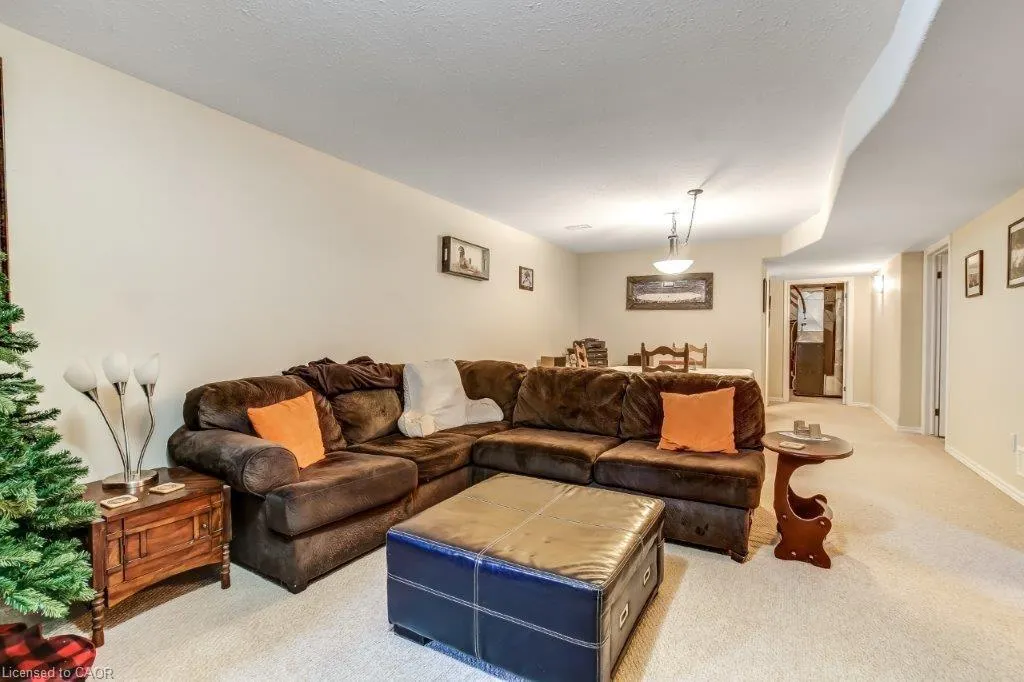 52 Imperial Street, #7