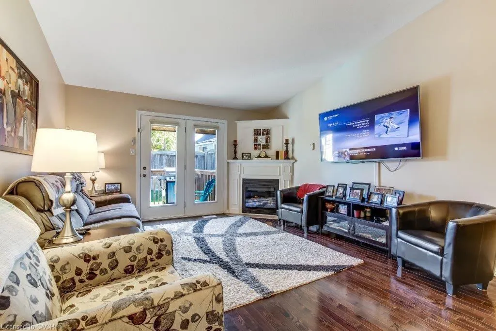 52 Imperial Street, #7