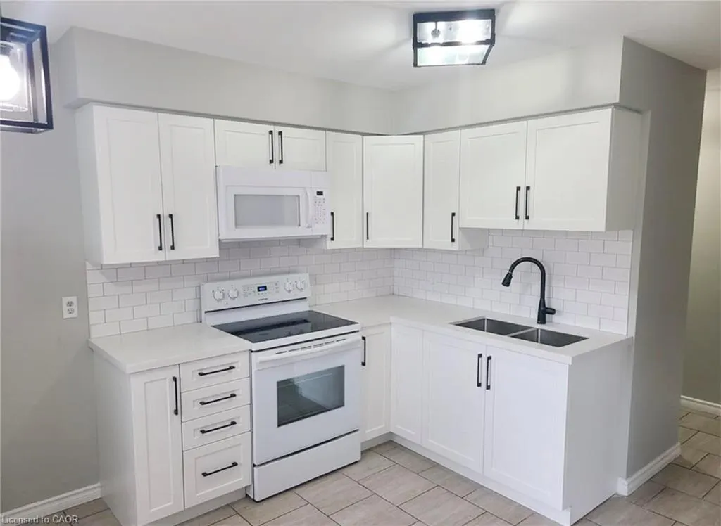 163 Chandler Drive, #11