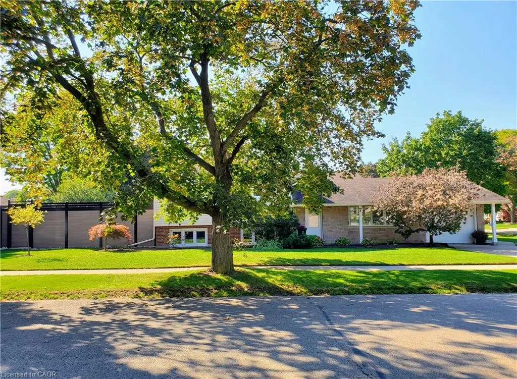 7 Crosby Drive