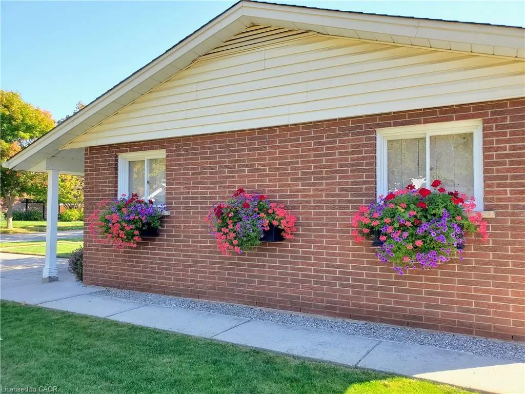 7 Crosby Drive