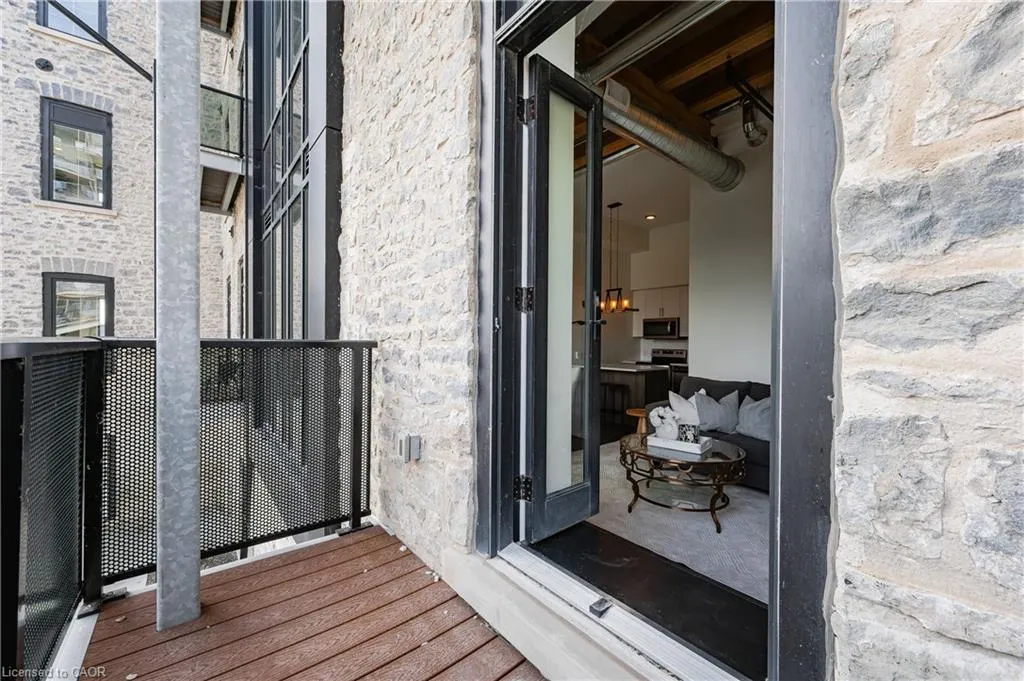 19 Guelph Avenue, #207