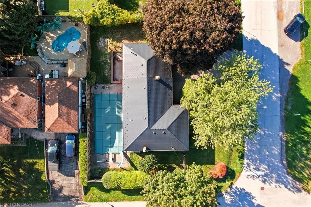 67 Lakeside Drive