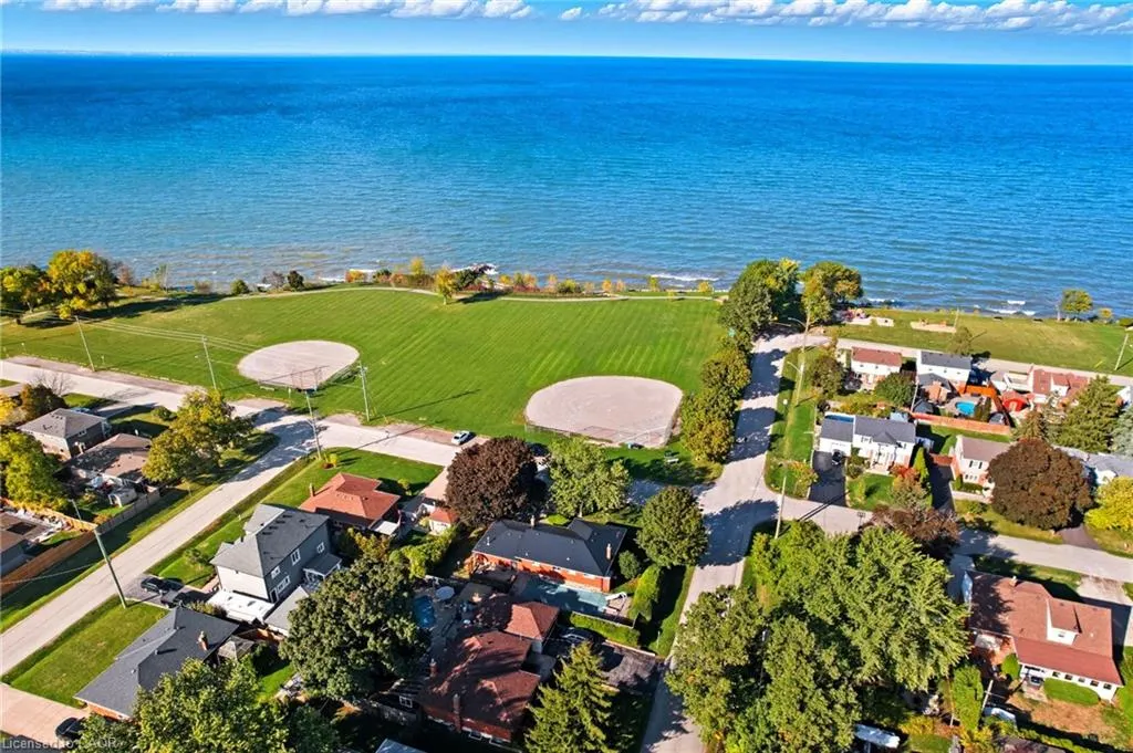 67 Lakeside Drive