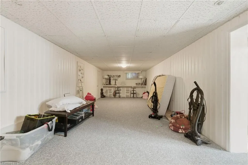 67 Lakeside Drive