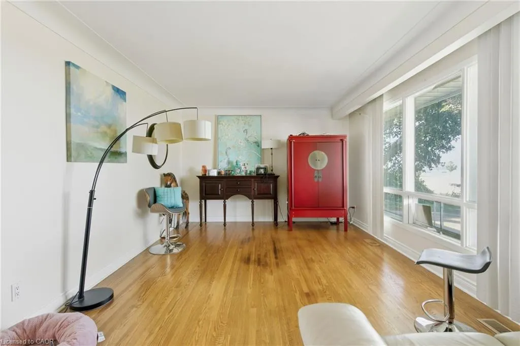67 Lakeside Drive