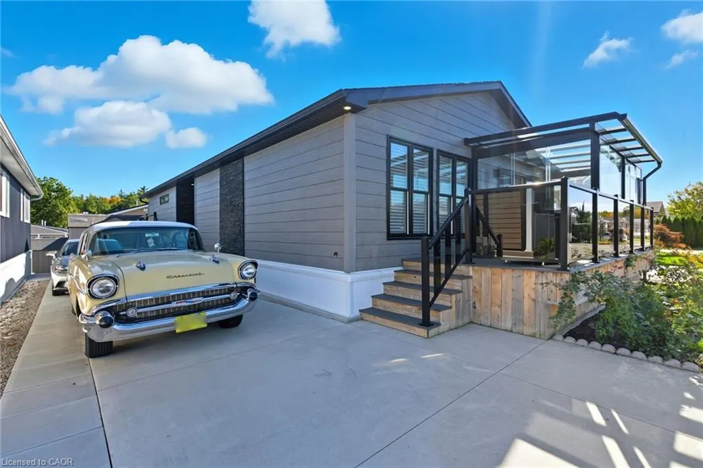 4449 Milburough Line, #28 Ash Street
