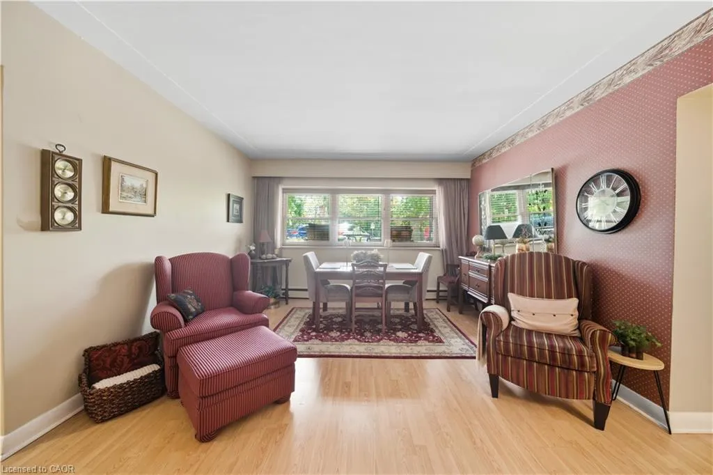 9 Grant Boulevard, #102
