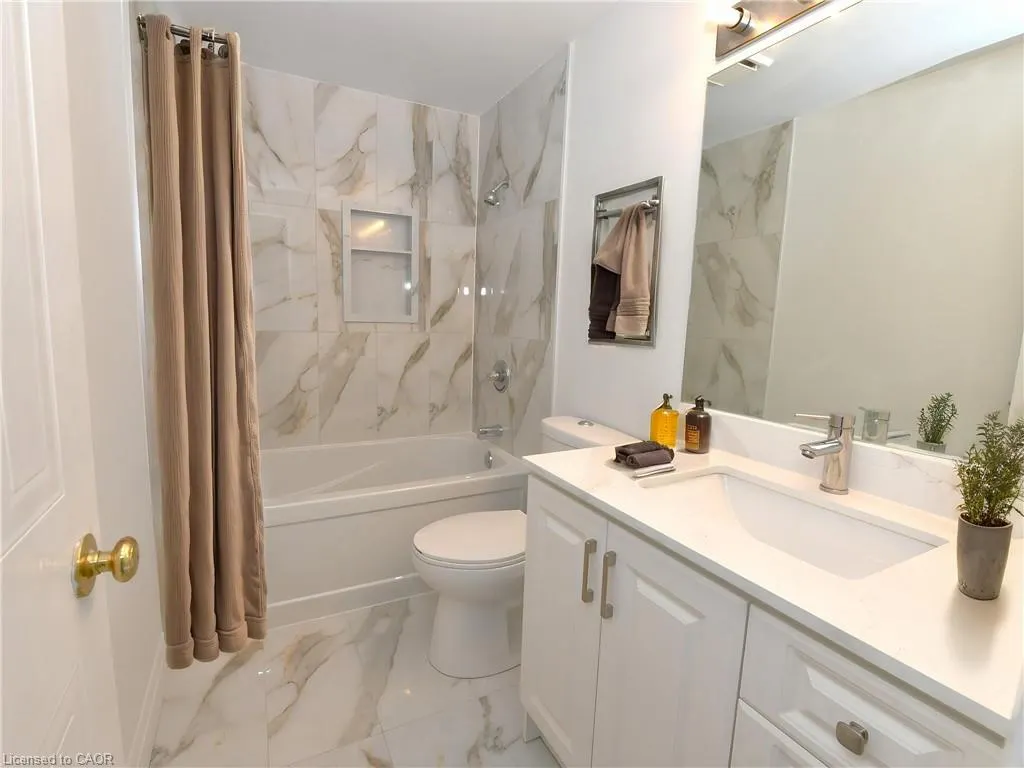 1247 Huron Street, #111