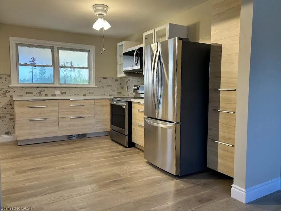 476 Prospect Avenue, #MAIN