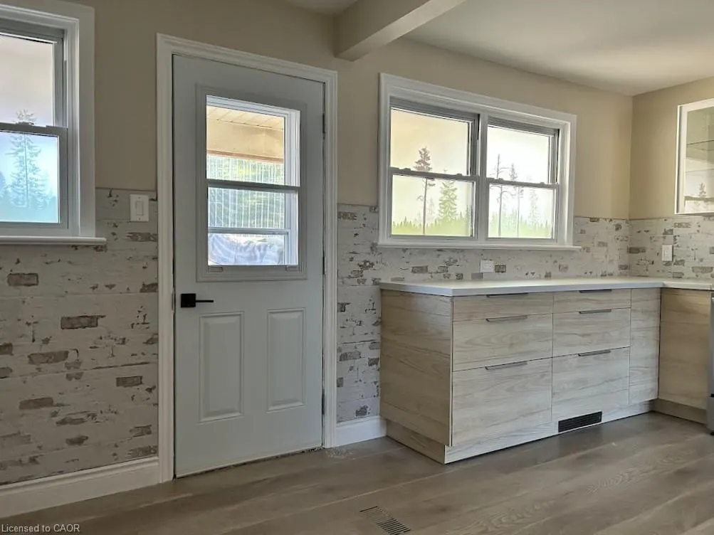 476 Prospect Avenue, #MAIN