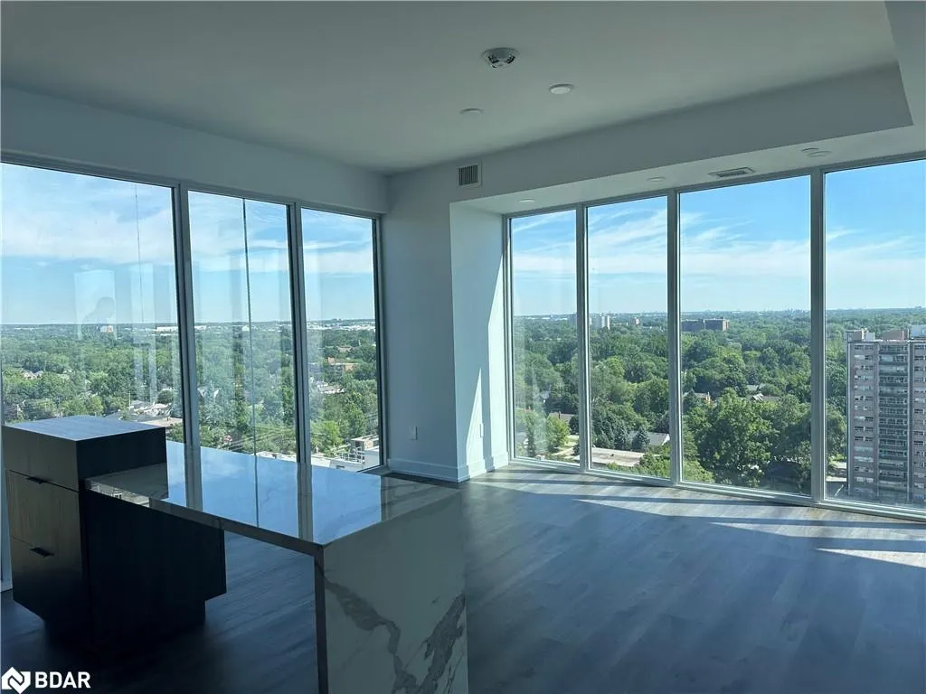 370 Martha Street, #1702