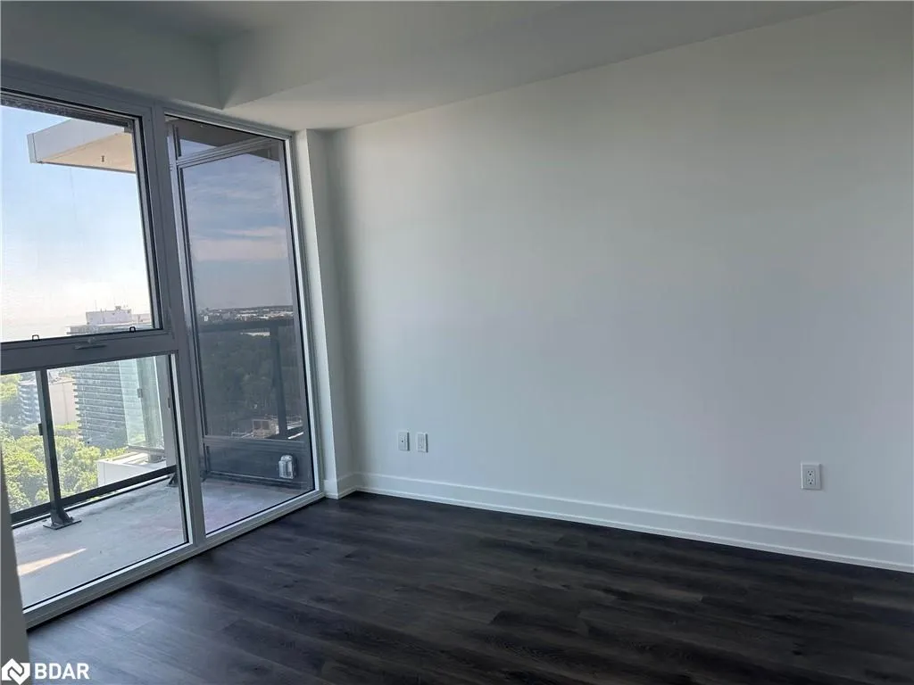 370 Martha Street, #1702