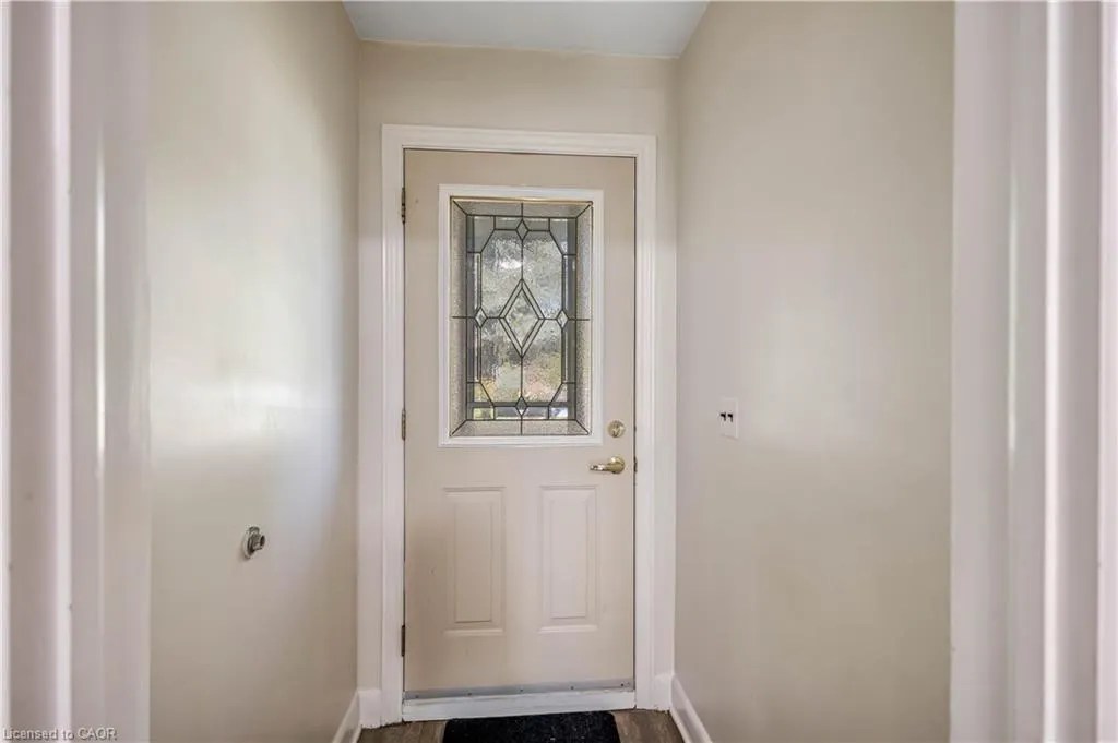 487 East 37th Street