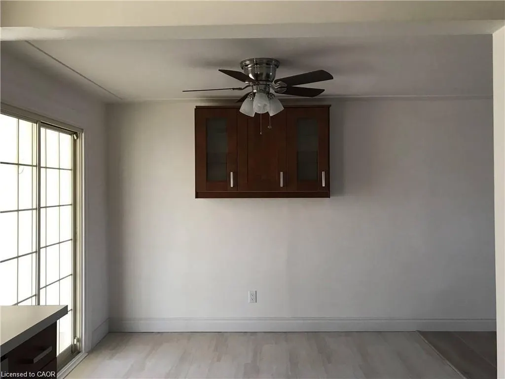 476 Prospect Avenue, #UPPER