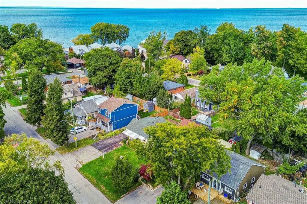 9 Grandview Drive
