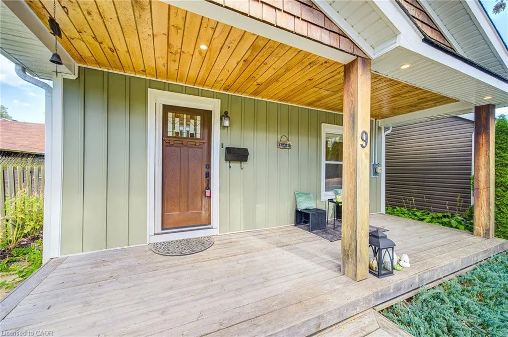 9 Grandview Drive